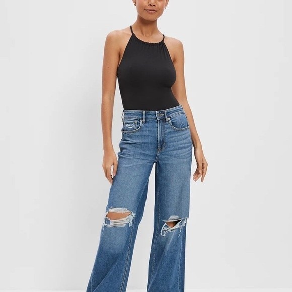 American Eagle Outfitters Denim - AE Dreamy Drape Super High-Rise Baggy Wide Leg Jean Light Wash Distressed
